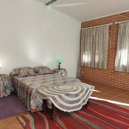 Habitacion,Piscina Y Jardin Azuqueca de Henares Bagian luar foto