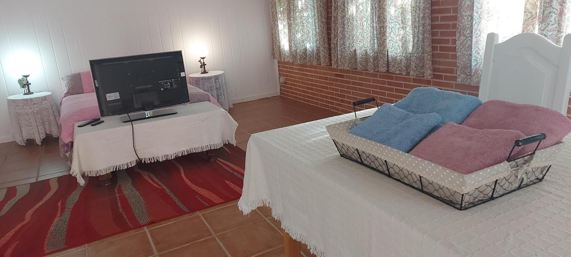 Habitacion,Piscina Y Jardin Azuqueca de Henares Bagian luar foto